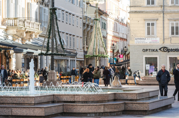 Ilustrativna zima advent 2025 Korzo -3165 Ilustrativna zima advent 2025 Korzo -3165