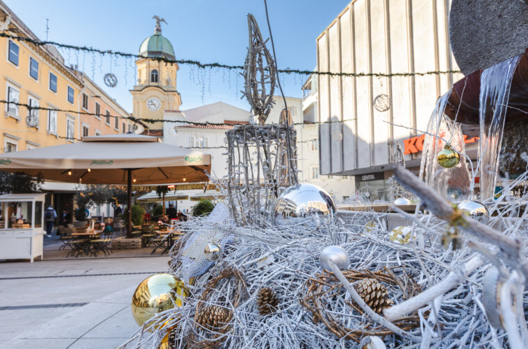 Ilustrativna zima advent 2025 koblerov trg-3006 Ilustrativna zima advent 2025 koblerov trg-3006