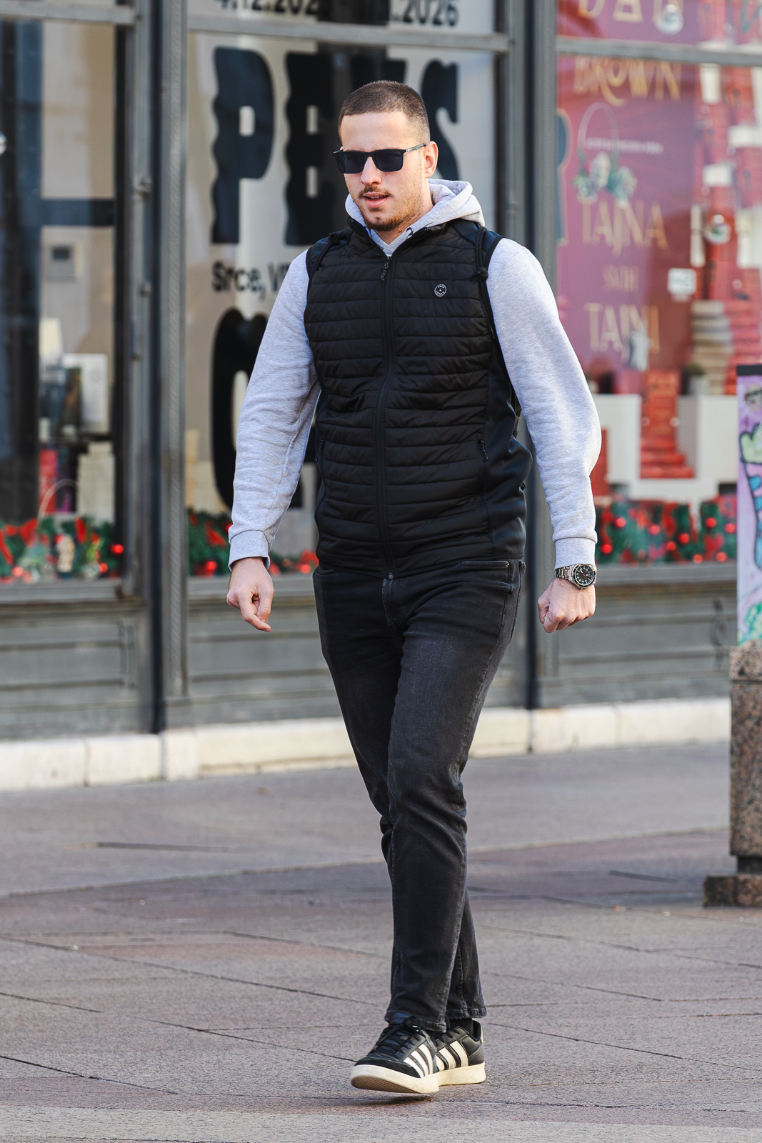 Klikom po Korzu 12.12.-4535 Klikom po Korzu 12.12.-4535