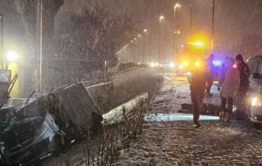 NESREĆA KARLOVA NASLOVNA