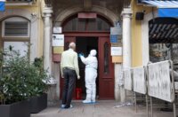 Rijeka: Žena umrla na stubištu, u stanu pronađen muškarac s ozljedama vrata