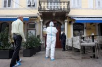 Rijeka: Žena umrla na stubištu, u stanu pronađen muškarac s ozljedama vrata