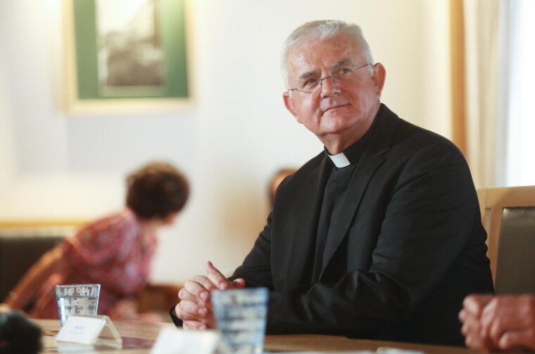 Grad Rijeka i Caritas Riječke nadbiskupije provode projekt “U svom domu” za pomoć potrebitima Grad Rijeka i Caritas Riječke nadbiskupije provode projekt “U svom domu” za pomoć potrebitima