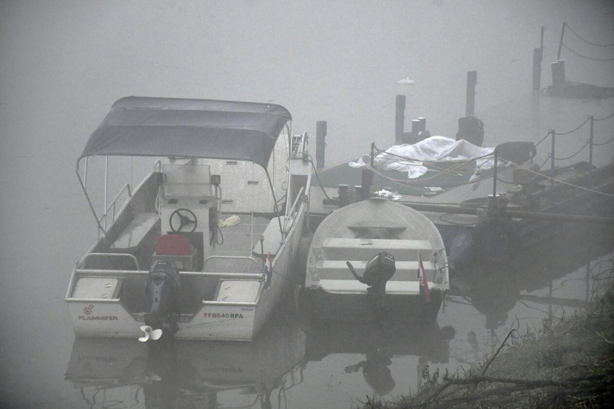 U Savi kod Slavonskog Broda prevrnuo se čamac s ljudima, najmanje jedna osoba poginula U Savi kod Slavonskog Broda prevrnuo se čamac s ljudima, najmanje jedna osoba poginula