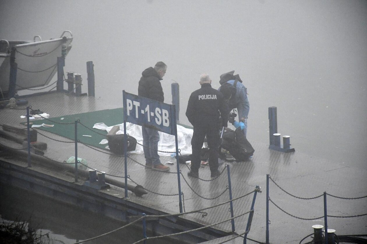 U Savi kod Slavonskog Broda prevrnuo se čamac s ljudima, najmanje jedna osoba poginula U Savi kod Slavonskog Broda prevrnuo se čamac s ljudima, najmanje jedna osoba poginula