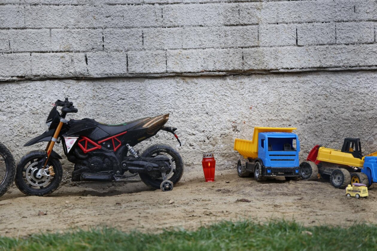 Bedekovcina: U obiteljskoj kući ubio ženu, a zatim presudio sebi Bedekovcina: U obiteljskoj kući ubio ženu, a zatim presudio sebi