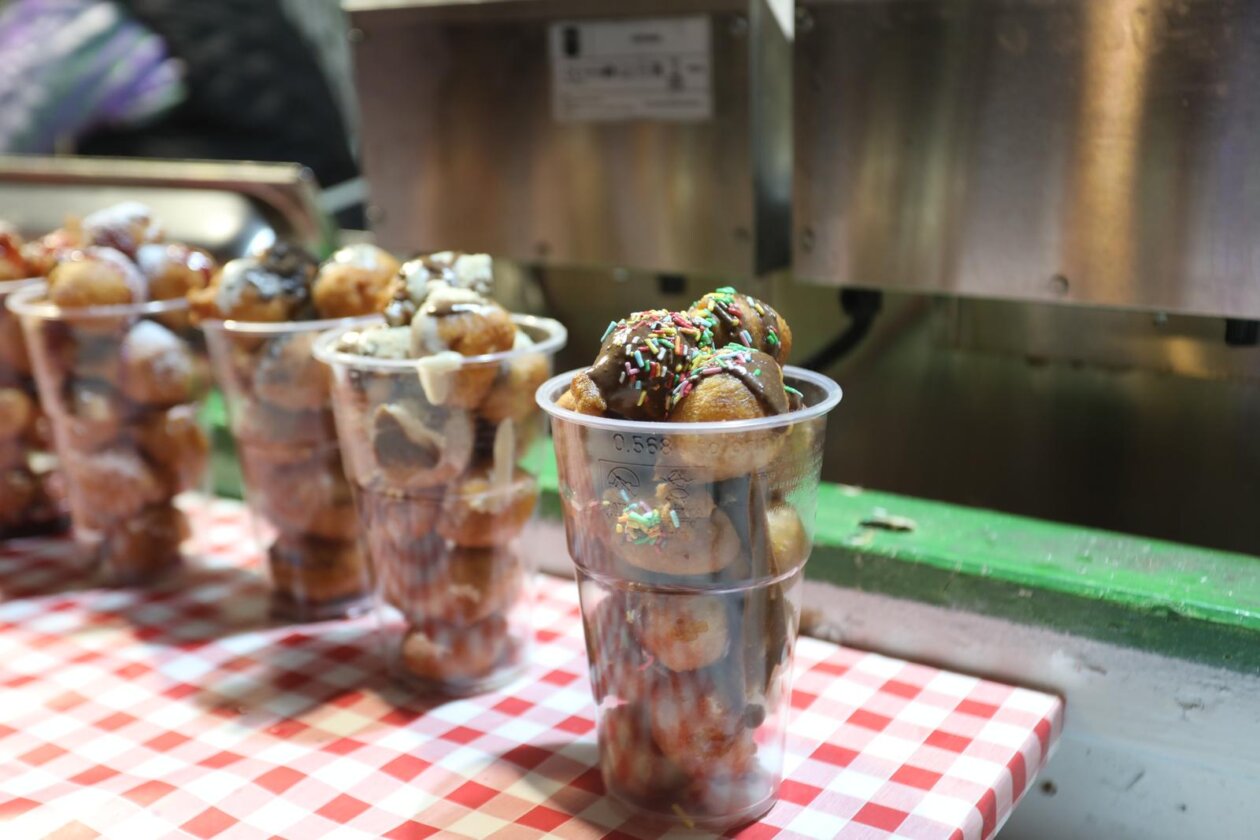 Rijeka: Zapo?elo adventiranje na Trgu Rije?ke rezolucije i Koblerovom trgu