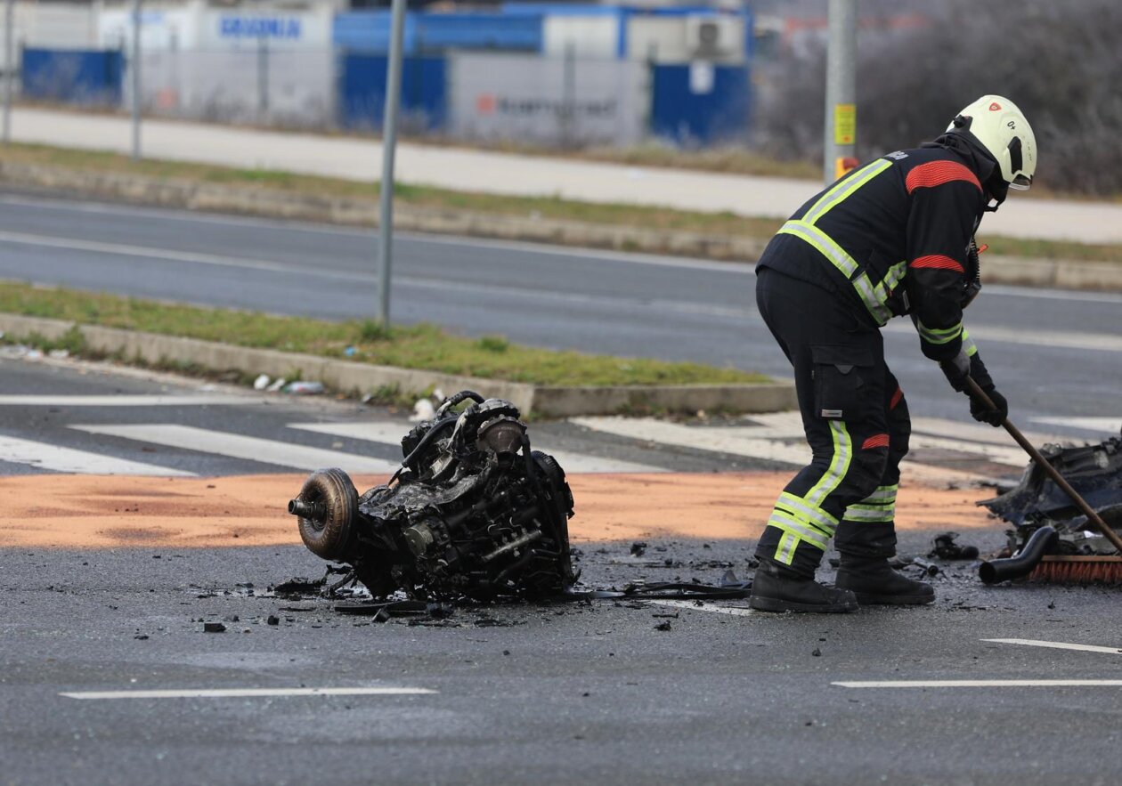 Velika Gorica: Automobilom sletio s ceste pa udario u stup