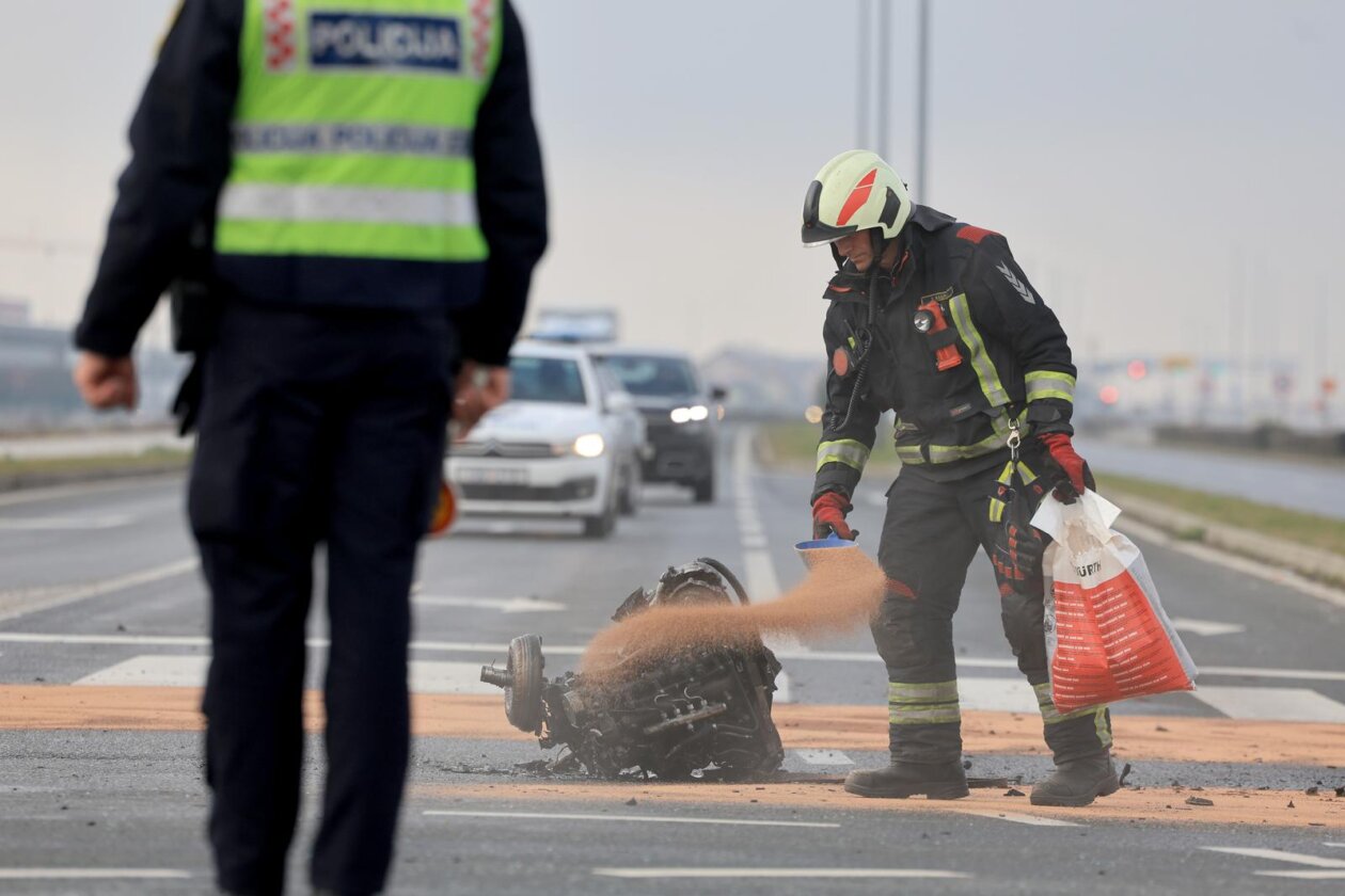 Velika Gorica: Automobilom sletio s ceste pa udario u stup