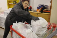 Slaganje-blagdanskih-paketa-za-korisnike-Caritasa-26 Slaganje-blagdanskih-paketa-za-korisnike-Caritasa-26