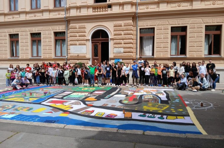 Ucenici-OS-Centar-1067×800