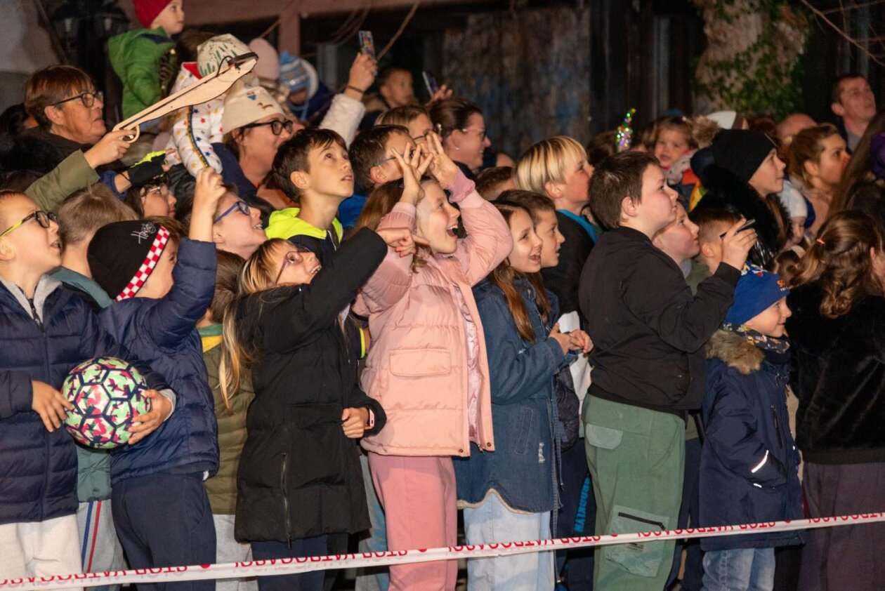 VATROGASCI GRINČ CRES 12