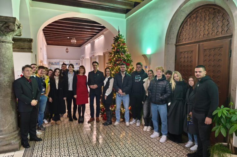 predavanje-fmtu-studenti_grad-opatija-2-1