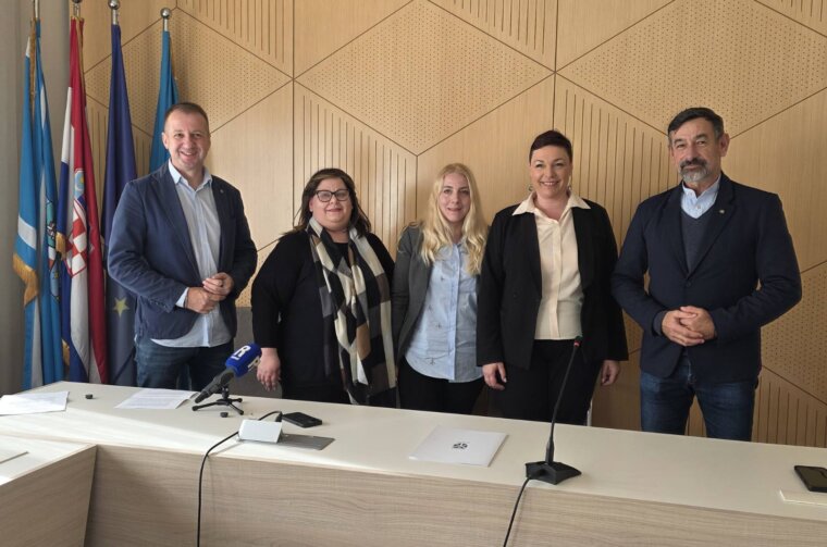 press konferencija prosinca 2025 – odluka o privremenoj zabrani radova u turističkoj sezoni