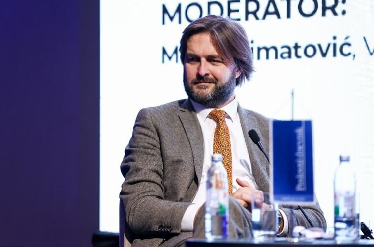 0140f476-59ff-46b9-bf5a-9186e1cb53f9