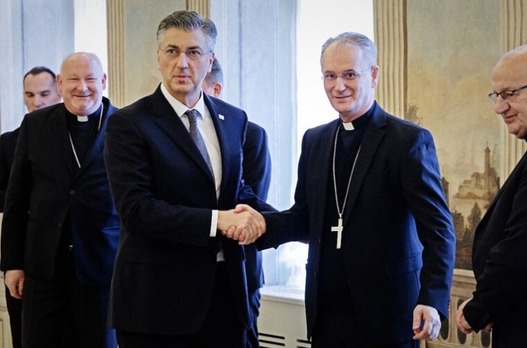 4dabe848-d9e0-45b4-bf25-63de7e8cd0af