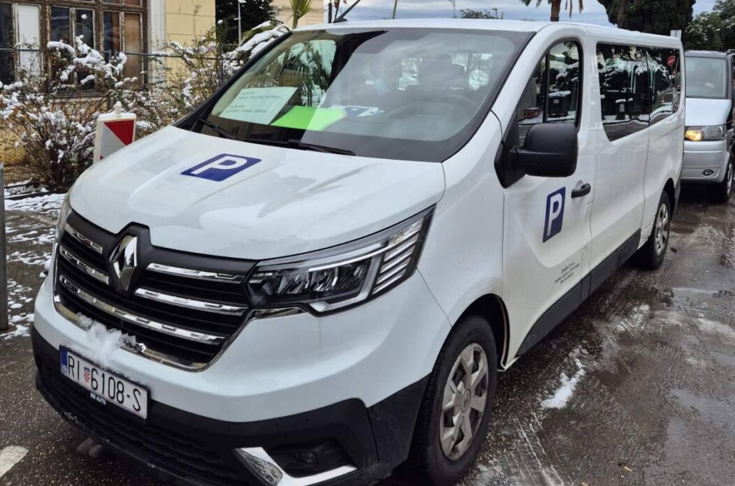 611156921_2482220832291561_7701077464724525902_n