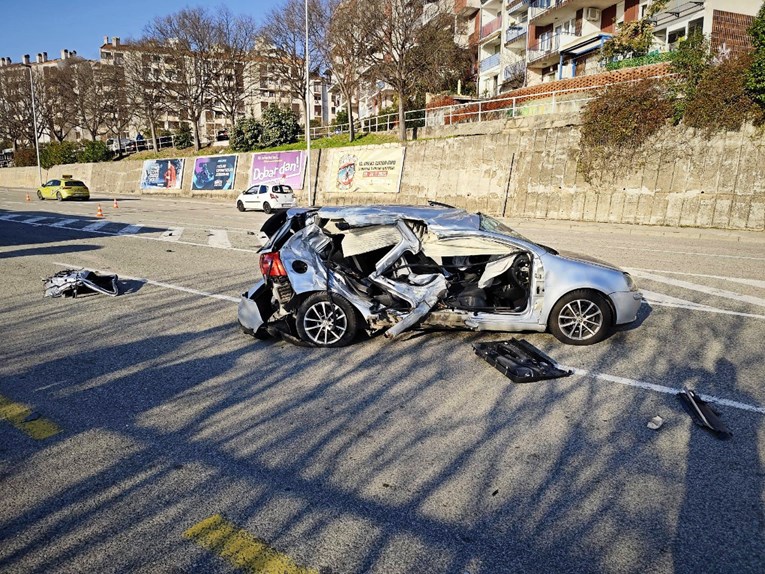 6884b044-e983-4eb8-8454-f04b5a5f39d6