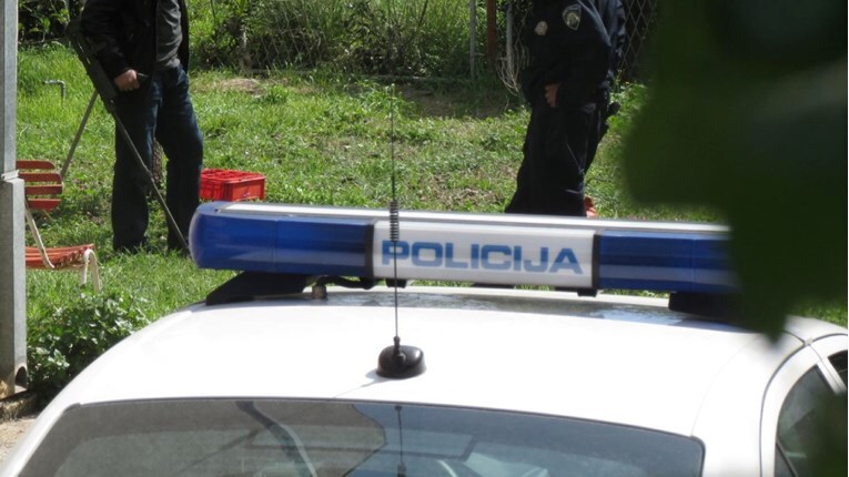 86c2660f-a033-4f6b-9442-510fe193f93b 86c2660f-a033-4f6b-9442-510fe193f93b