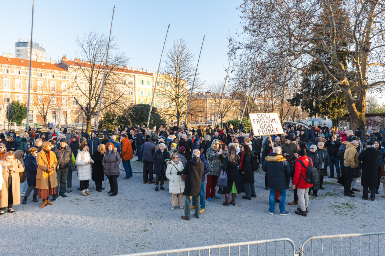 Fiume o morte-0728 Fiume o morte-0728