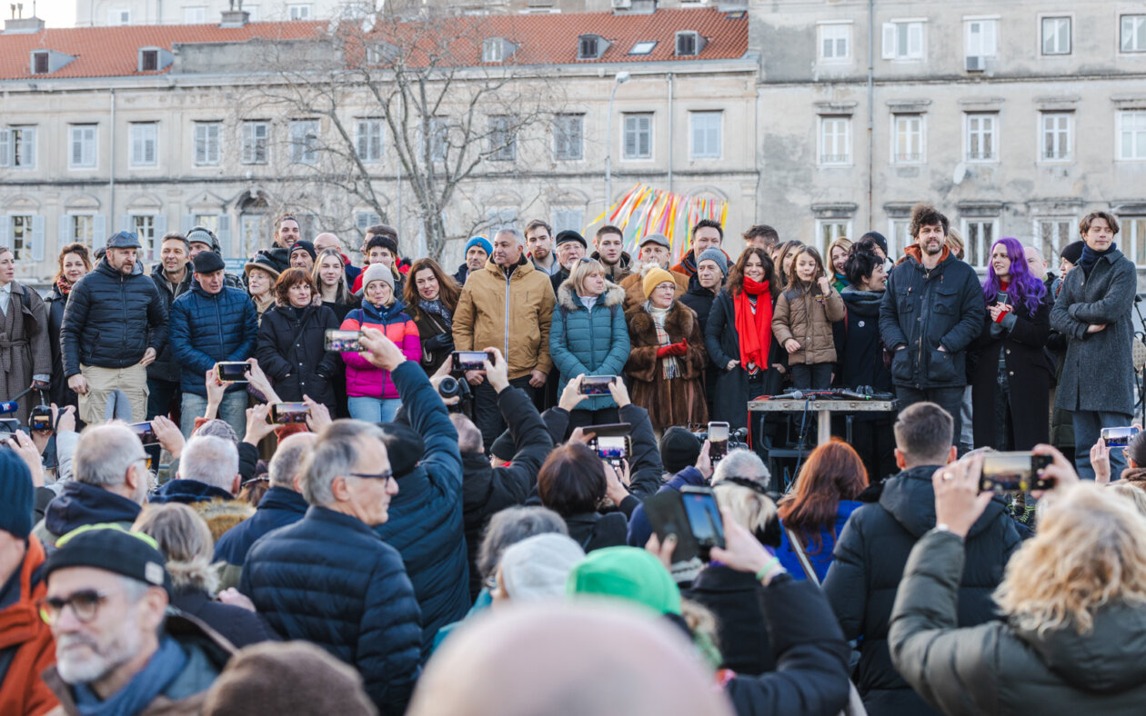 Fiume o morte-0814 Fiume o morte-0814