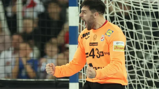 H-a1ef66f6-1fdb-4414-a589-237320a371a5-550