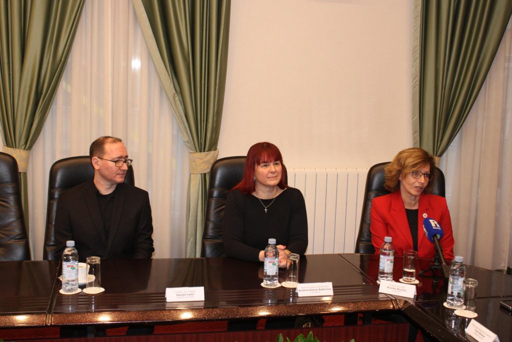 IMG_9936-1-1024×683 IMG_9936-1-1024×683