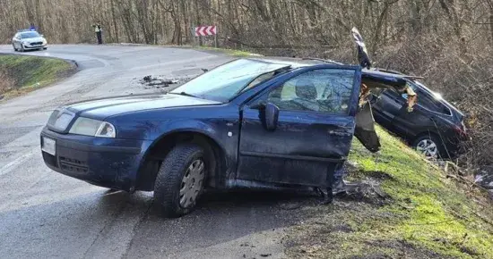 O-aacabecb-ce3c-4db3-a84d-13198dd690cb-550