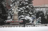 Opatija i okolica prekriveni su snijegom koji pada od jutarnjih sati