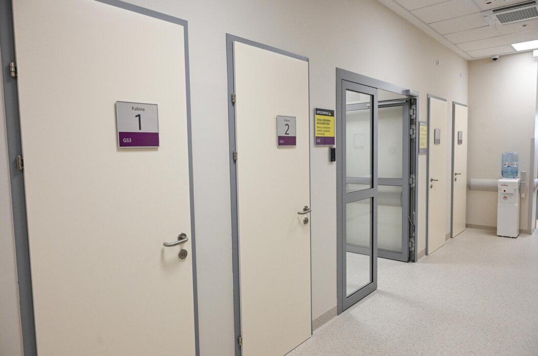 Konferencija za medije i obilazak bolnice te demonstracija najsuvremenije tehnologije u UPMC Hillman Cancer Centru u Zaboku Konferencija za medije i obilazak bolnice te demonstracija najsuvremenije tehnologije u UPMC Hillman Cancer Centru u Zaboku