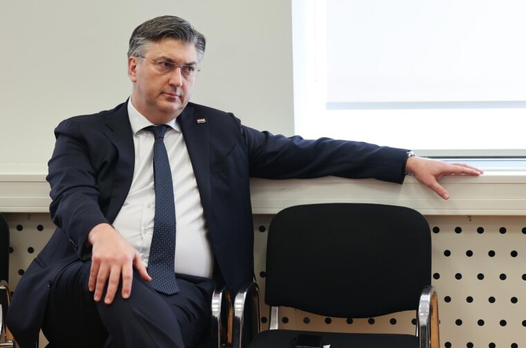 Sisak: Suđenje Đuri Čehuliću optuženom da je javno prijetio premijeru 2020.