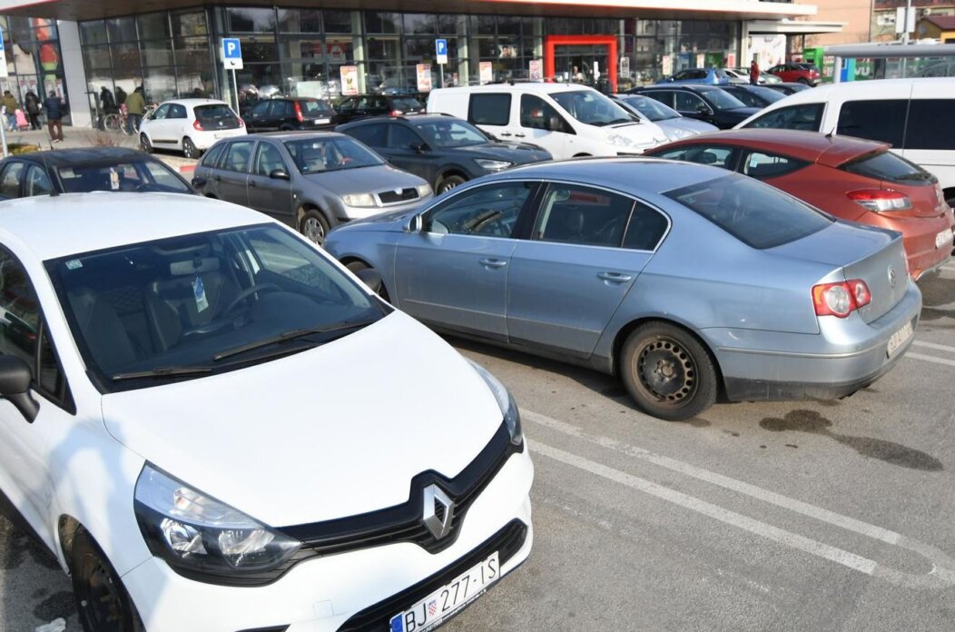 PXL_070225_127885129