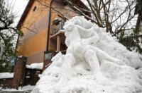 Zagreb:  Erotska skulptura od snijega