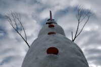 Banovci: Mještani napravili snjegovića visokog sedam i pol metara