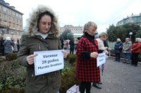 Rijeka: Okupljanje na kojem su se prisutni prisjetili svih ubijenih žena u Hrvatskoj u 2025. godini Rijeka: Okupljanje na kojem su se prisutni prisjetili svih ubijenih žena u Hrvatskoj u 2025. godini