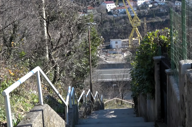 STUBE VEŽICA KOSTRENA KANAL RI STUBE VEŽICA KOSTRENA KANAL RI