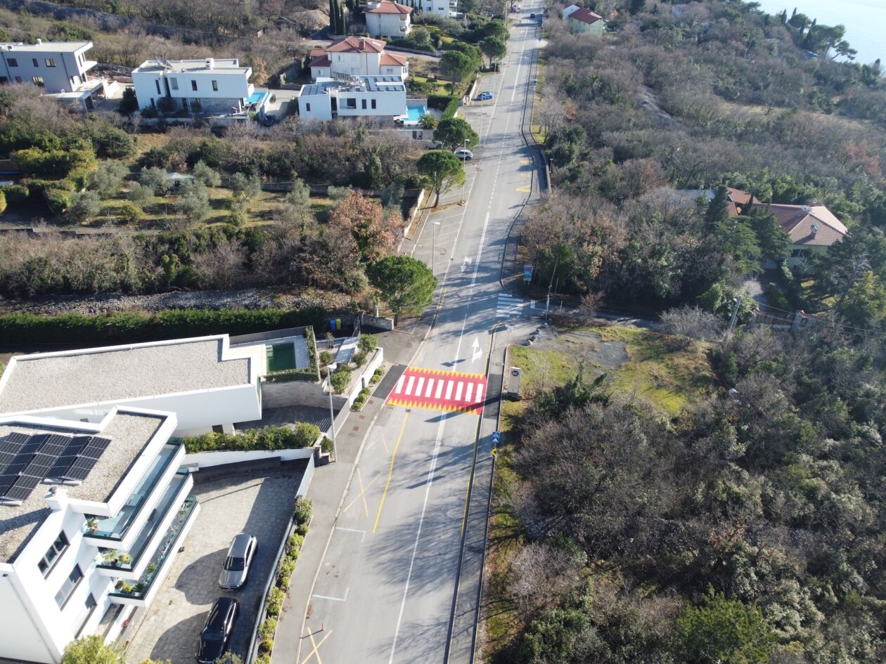 DCIM100MEDIADJI_0737.JPG DCIM100MEDIADJI_0737.JPG