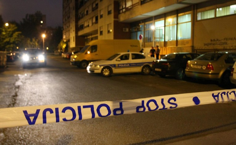 2f23dfd6-fdb8-4964-9928-2a69b3663946