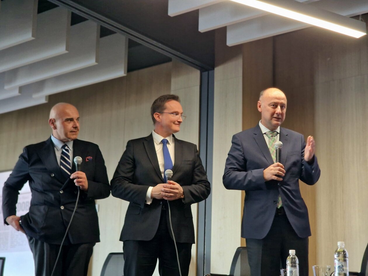 55 godina od prve transplantacije bubrega (6)