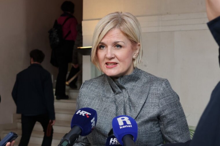 Gradonacelnica-Iva-Rincic-1-1200×800 Gradonacelnica-Iva-Rincic-1-1200×800