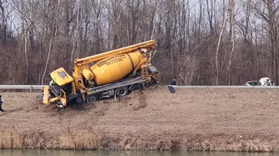 H-fdfb5d94-d1d6-42f8-a246-852d66888a10-550