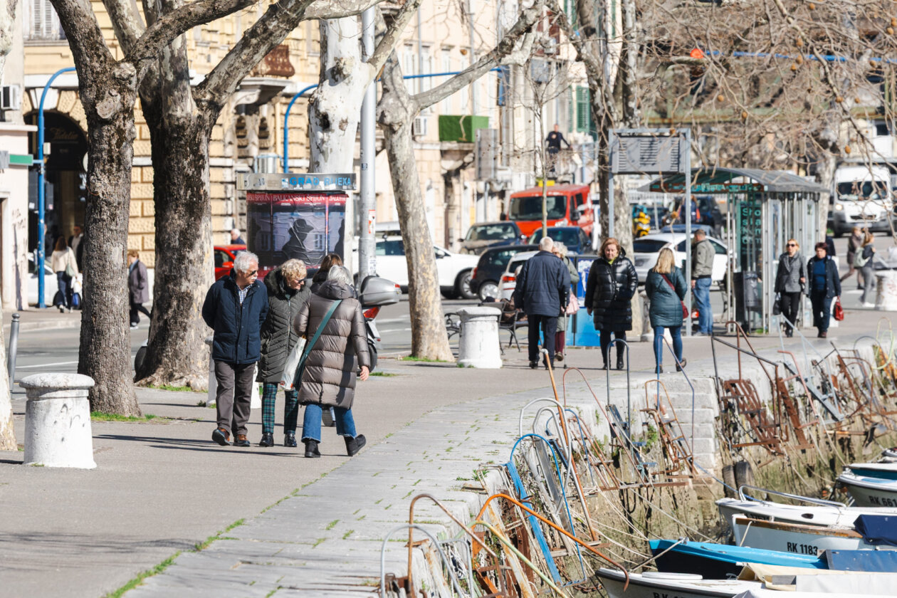 Ilustrativna 25.2.-8703 Ilustrativna 25.2.-8703