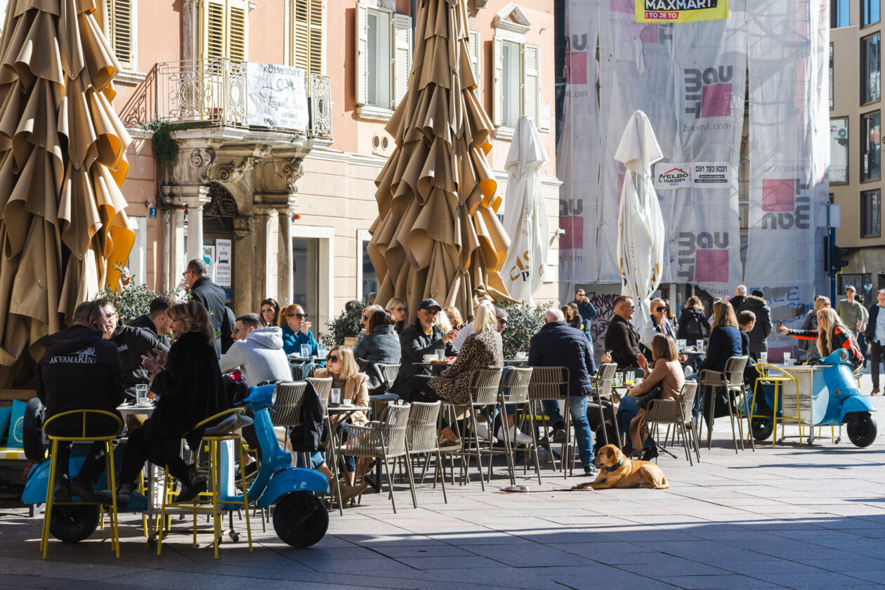 Ilustrativna 25.2.-8776 Ilustrativna 25.2.-8776