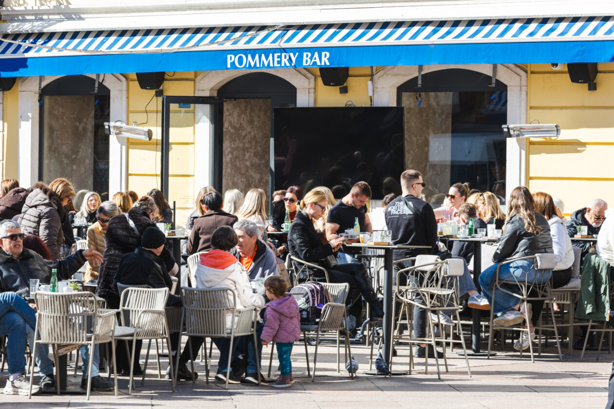 Ilustrativna 25.2.-8806 Ilustrativna 25.2.-8806