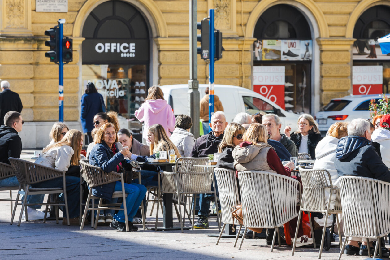 Ilustrativna 25.2.-8810 Ilustrativna 25.2.-8810