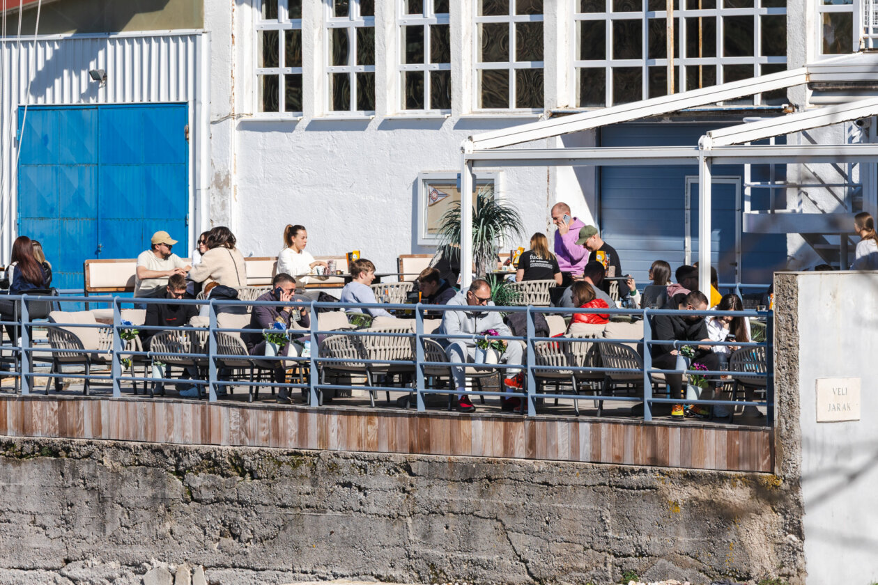 Ilustrativna 25.2.-8891 Ilustrativna 25.2.-8891