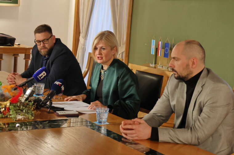 Konferencija-za-medije-Rincic-Vivoda-i-Milakovic-23