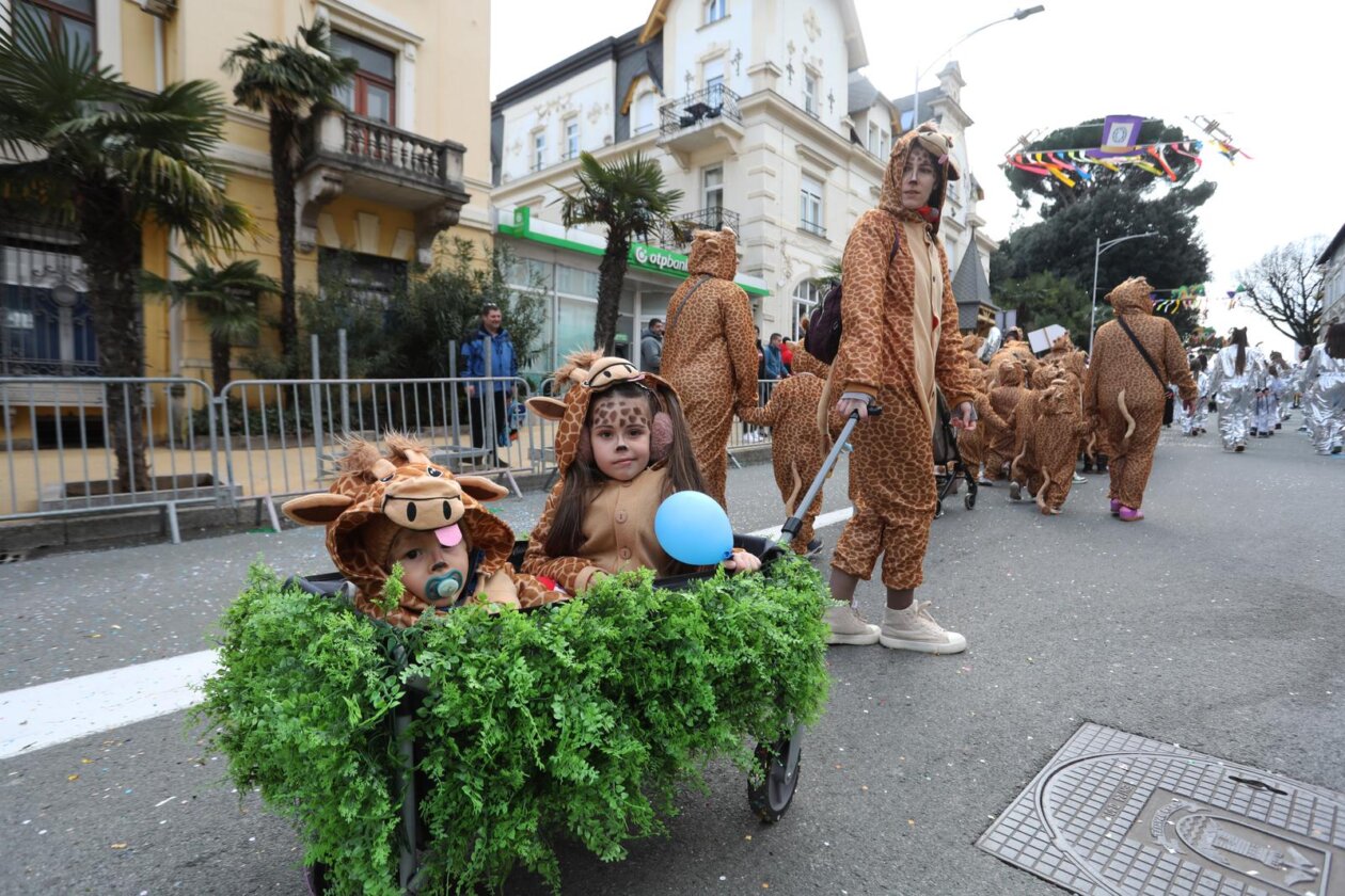 Opatija: Dječji karnevalski korzo