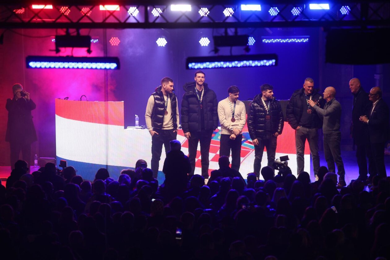 Rijeka: Doček za brončane rukometaše Tina Lučina, Verona Načinovića, Filipa Glavaša, Dinu Slavića