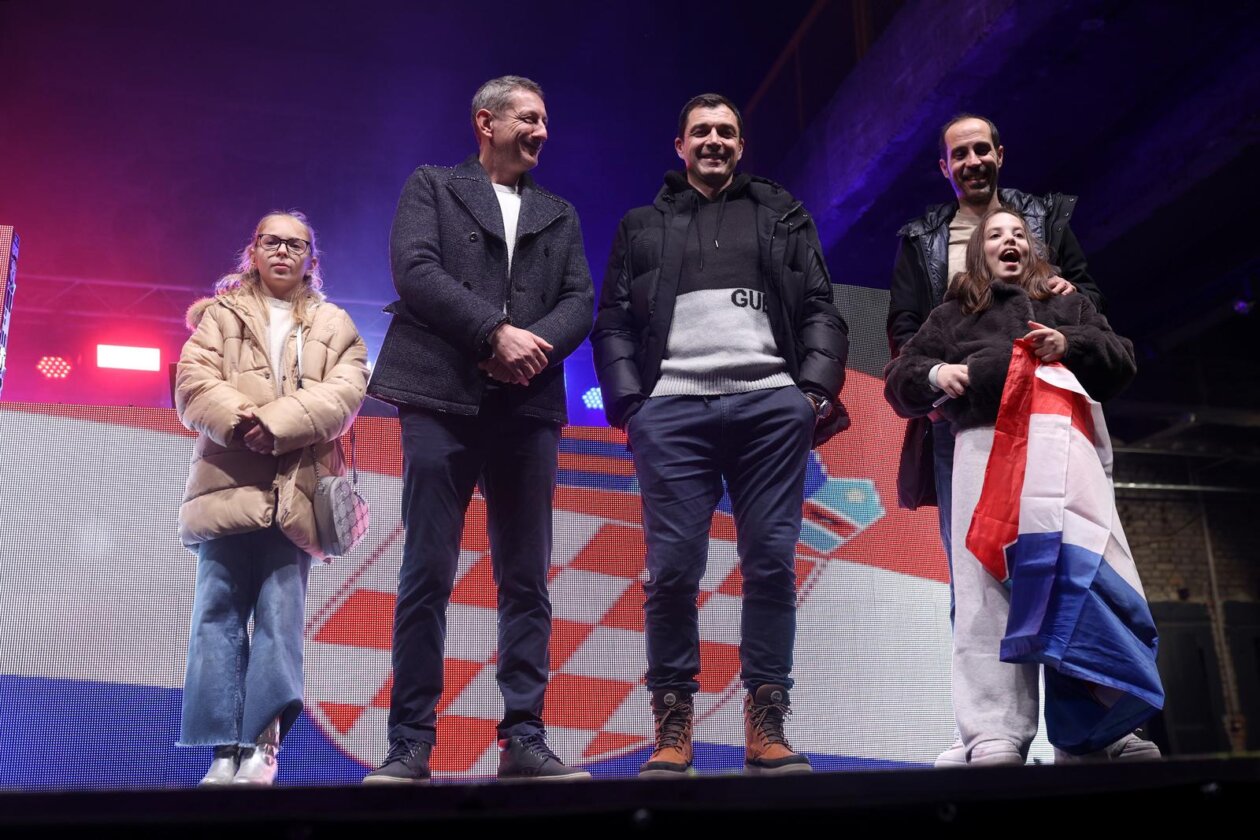 Rijeka: Doček za brončane rukometaše Tina Lučina, Verona Načinovića, Filipa Glavaša, Dinu Slavića